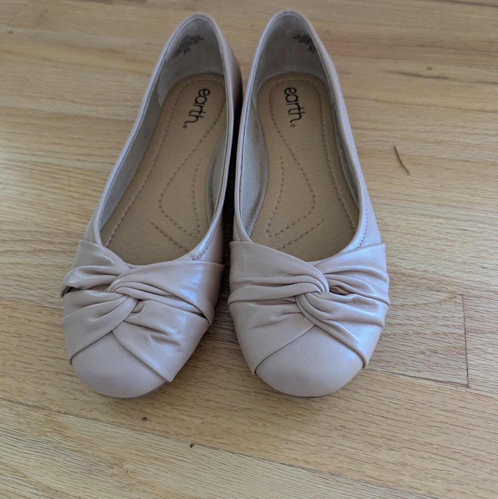 Earth Women's Natural Jacci Knotted Ballet Flats